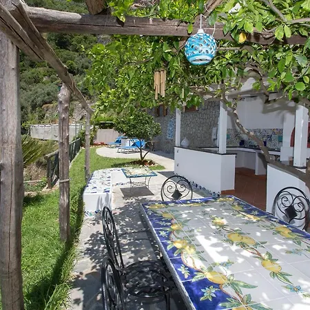 Penelope Amalfi Coast فيلة *