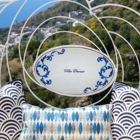 Penelope Amalfi Coast فيلة